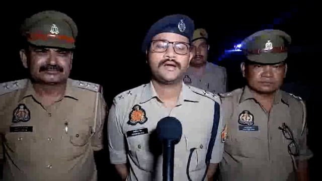 मेरठ थाना लोहियानगर पुलिस द्वारा लूट की घटना में वांछित अभियुक्त पुलिस मुठभेड़ में गिरफ्तार के संबंध में सहायक पुलिस अधीक्षक/क्षेत्राधिकारी कोतवाली की बाइट।