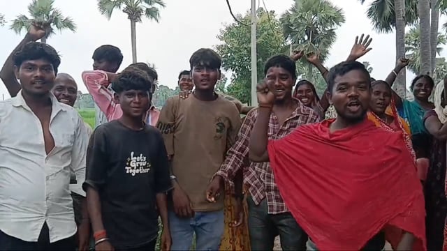 प्रखंड के मुसहरी पाचंबा गांव के ग्रामीणों ने सड़क सुविधा पर जताया आक्रोश, रोड नहीं तो वोट नहीं का दिया नारा