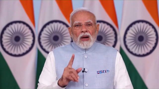 नई दिल्ली: प्रधानमंत्री नरेंद्र मोदी ने 22 सितंबर से शुरू होने वाले अगली पीढ़ी के जीएसटी सुधारों की घोषणा करते हुए राष्ट्र को संबोधित किया। "जीएसटी बचत#politics