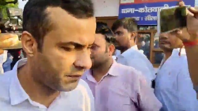 सीतापुर, उत्तर प्रदेश — पूर्व राजनेता आज़म खान जल्द ही सीतापुर जेल से रिहा होने वाले हैं। उनके बड़े बेटे अदीब उन्हें लेने के लिए जेल पहुँच चुके हैं।
#politics