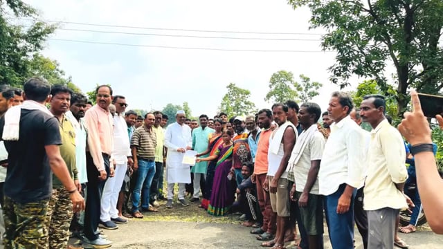 खासदार डॉ नामदेव किरसान यांनी जानल्या शेतकऱ्यांच्या समस्या