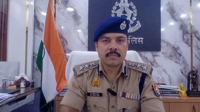 मेरठ लोहिया नगर क्षेत्र अंतर्गत 38 वर्षीय एक महिला के ऊपर एक बच्चे द्वारा कुछ पदार्थ फेंकने की घटना के संबंध में वरिष्ठ