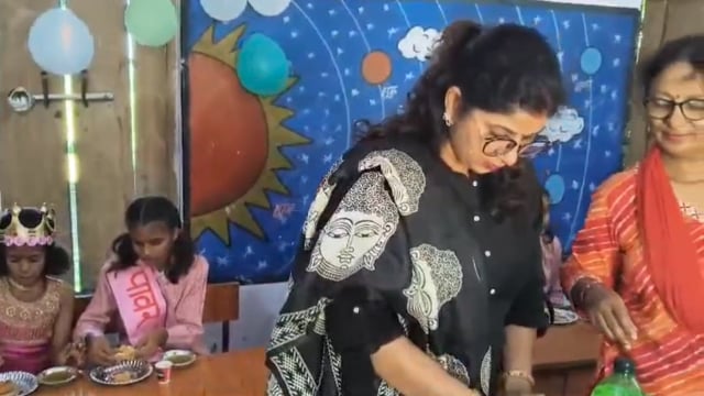 MANT -ओहावा स्कूल में शिक्षिका ने मनाया, दशक समारोह,,