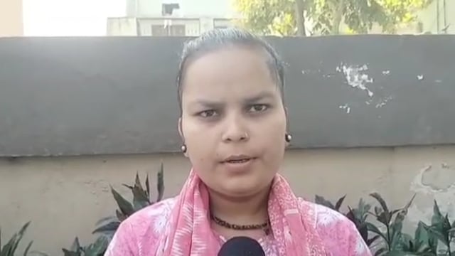 मां बेटी के हक को दे रही है बहन के लड़के को बेटी ने लगाई गुहार थाने में नहीं हुई सुनवाई