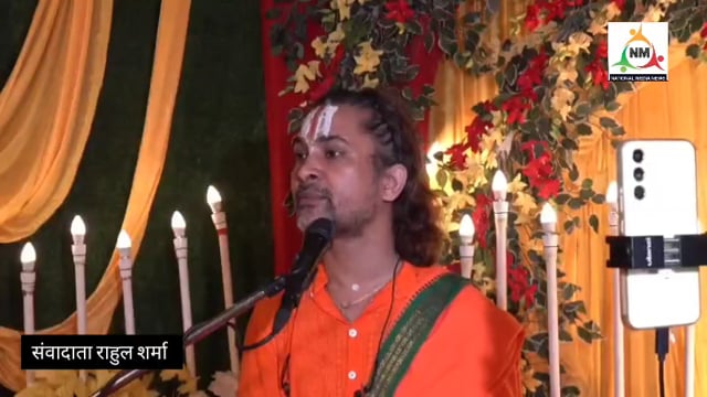 कुंभ से मशहूर हुए डिजिटल बाबा लक्ष्य प्राप्ति जब तक ना हो कठिन परिश्रम करने की सलाह दी