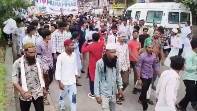 ऊत्तर प्रदेश सरकारच्या विरोधात उदगीरात एमआयएम पक्षाचा मोर्चा