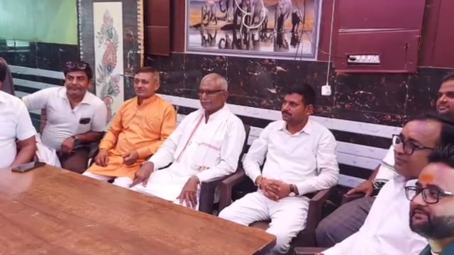 MANT- सुरीर एक्सप्रेसवे पर, तीन को होगा शांति मार्च, 15 सूत्रीय मांगों को लेकर की घोषणा, की प्रेस वार्ता,,