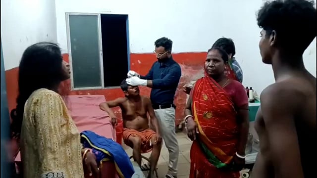 डांडिया देखने गए दो पक्षों में मारपीट, दोनों पक्षों से आठ लोग जख्मी।