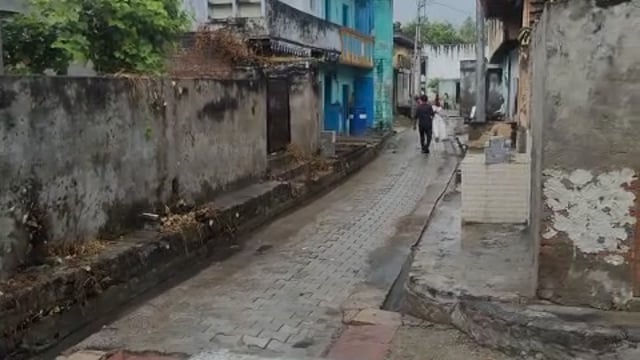 कान्हा की नगरी मथुरा में मौसम में बदली करवट