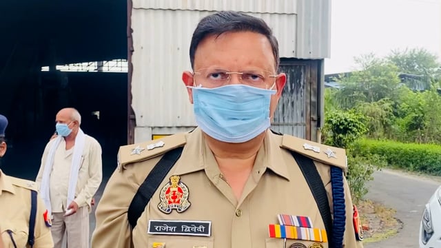 *आज दिनांक 30 सितम्बर 2025 को जनपद शाहजहाँपुर पुलिस द्वारा मादक पदार्थों के माल निस्तारण/डिसपोजल किये जाने के सम्बन्ध मे