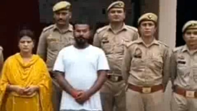 पलिया का विक्की नेपाली पत्नी के साथ गिरफ्तार कर भेजा गया जेल