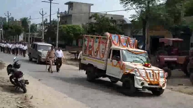 सैफपुर फिरोजपुर रामराज मेजय श्री राम आज गौ सेवा टीम रामराज ने आरएसएस के 100 वर्षगठ पर पद संचलन का भव्य स्वागत किया । इस अवसर पर गो सेवक टीम रामराज,विशाल राठी, विकास, आदेशशर्मा, आशु, विशाल, अक्षय, यशु, रीतिक बिजेन्द्र सुरेश मिस्सी, अमन डॉ प्रमोद आदि उपस्थित रहे 🚩🚩