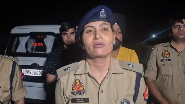 झांसी थाना नवाबाद पुलिस की स्वाट टीम स्वाट द्वारा चोरी की घटना से सम्बन्धित 02 अभियुक्त पुलिस मुठभेड़ में घायल/गिरफ्तार,