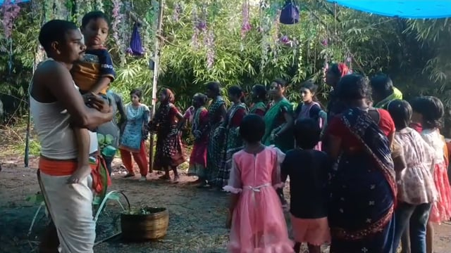 ଦଶହରା ର କରମ୍ ନାଚ। ମୟୁରଭଞ୍ଜ ର  କୁଡ଼ୁମି ଜନଜାତି ର ପାରମ୍ପରିକ ପର୍ବ ଭିତରୁ ଅନ୍ୟତମ।