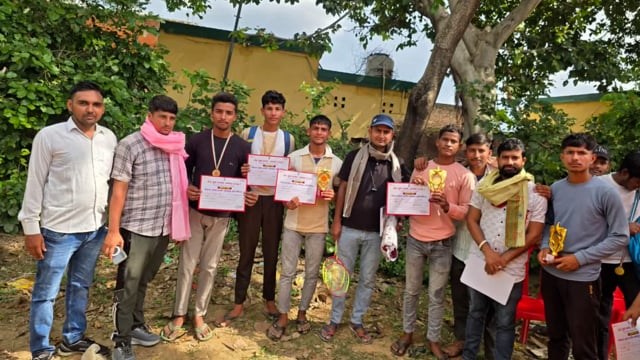 पिनाहट। खेल मंत्रालय भारत सरकार तथा मेरा युवा भारत आगरा के संयुक्त तत्वाधान में विकासखंड स्तरीय खेल कूद प्रतियोगिताका आय