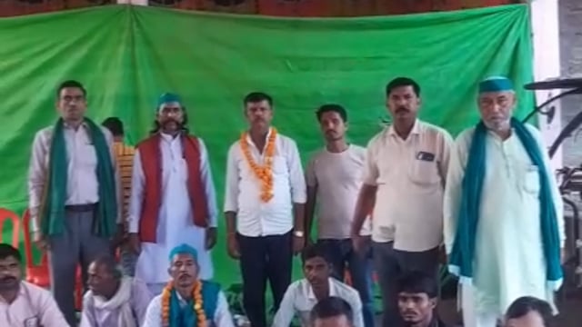 रायबरेली जनपद के थाना सरेनी के अंतर्गत भोजपुर के दशा रानी मंदिर में आमरण अनशन धीरज पांडेय. राष्टीय संगठन मंत्री ने आयोजन