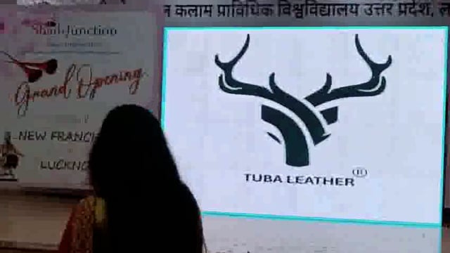 वीरांगना डाक्टरफूलकलीगुप्ता प्रा जीजीआईसीकोशिल्पी पुरस्कारसे लखनऊमें सम्मानितकिया गया इससेउनक समर्थकों मेंखुशीफैला गईहै 