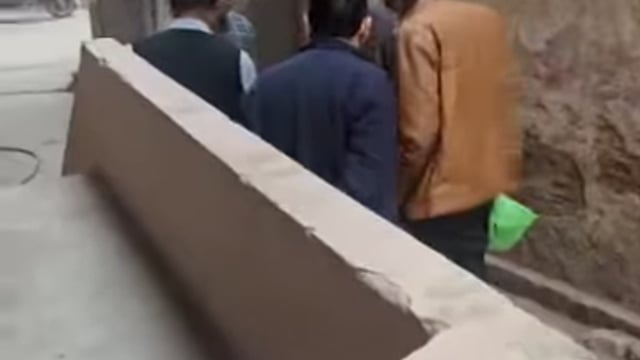 🔥 पार्षद जी के दबंग स्टाइल पर जनता हैरान — वायरल हुआ वीडियो सोशल मीडिया पर!#17feb2023 @022jaiswalraju 