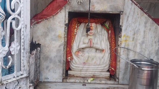 MANT- सती का श्राप,कान्हा की नगरी मथुरा में एक ऐसा गांव, जहां नहीं रखती महिलाएं करवा चौथ का व्रत,,