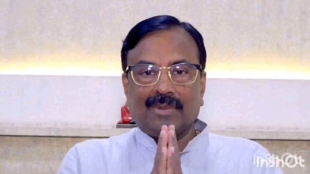 आ. सुधीर मुनगंटीवार यांनी घेतली केंद्रीय रेल्वेमंत्री अश्विनी वैष्णव यांची भेट