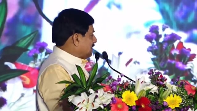 मुंबई, महाराष्ट्र:मुख्यमंत्री मोहन यादव ने राज्य में औद्योगिक और व्यावसायिक विकास को गति देने की दिशा में बड़ी जानकारी साझा करते हुए कहा कि मध्यप्रदेश सरकार ने व्यापार को सरल और सुगम बनाने#politics