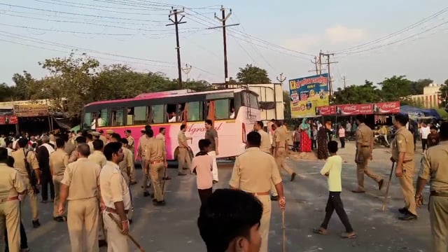 मारपीट में घायल युवक की उपचार के दौरान मौत गांव के लोगों ने काटा रोड जामकर हंगामा