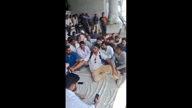 सिंभावली शुगर मिल में कर्मचारियों के धरने को भारतीय किसान यूनियन का समर्थन