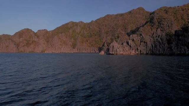 Virtual Sea Canoe Journey - Along Amazing Rock Formations with the Sounds of Water