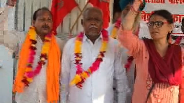 रेल चलाओ क्रमिक अनशन को सभासदों सहित तमाम क्षेत्रवासियों ने दिया समर्थन