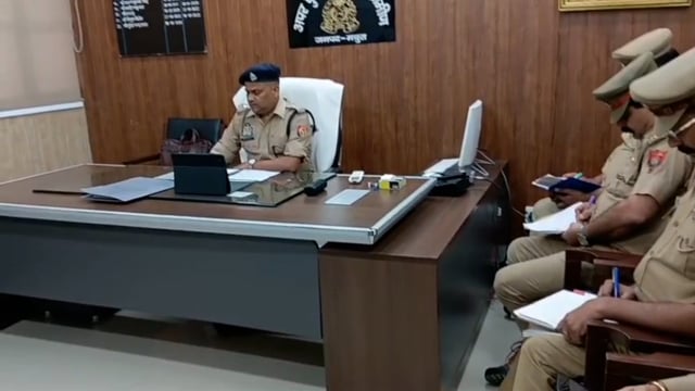 अपर पुलिस अधीक्षक ग्रामीण द्वारा मिशन शक्ति केंद्र प्रभारी व एंटी रोमियो प्रभारी के साथ हाइब्रिड मोड गोष्ठी की गयी