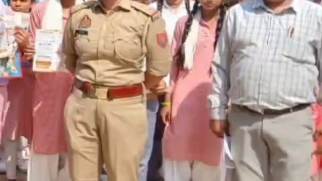   MANT-  जागृति शक्ति मिशन के तहत छात्राएं, महिलाएं बनेजागरूक, हेल्प लाइन नंबरों क़ी लें मदद,,