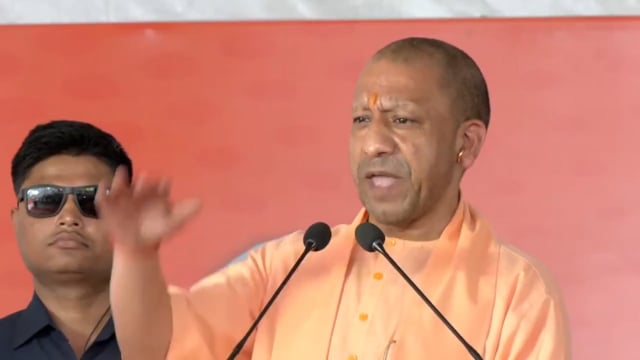 *🏵️RJD काँग्रेस की धुलाई 🔥🔥*

बिहार में योगी जी आरजेडी, कांग्रेस और इंडी गठबंधन की बखिया उधेड़ रहे हैं..