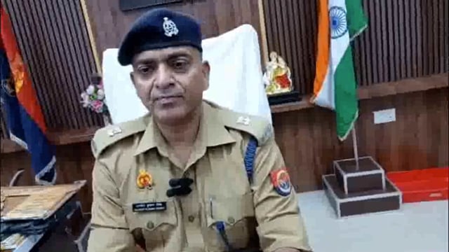 वृंदावन में दीपावली से पहले अवैध आतिशबाजी के गोदाम का हुआ भंडाफोड़, कार्यवाही करने में जुटी पुलिस।