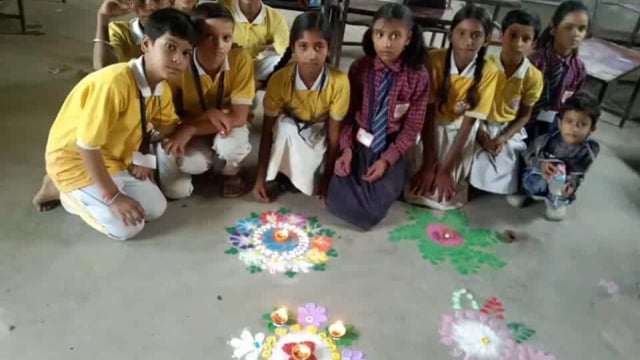 पंडित फूलचंद्र कदमावाला इंटरनेशनल स्कूल कर्माजीत पट्टी विहार में छोटे बच्चों ने बनाया रंगोली प्रतियोगिता  #latest_news 