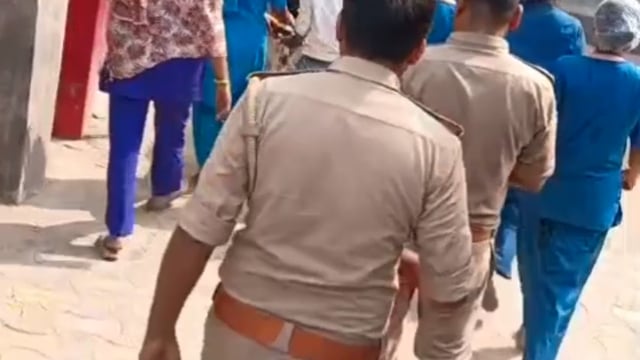 बस चालक ने प्रसव पिडित महिला को यात्रियों सहित अस्पताल पहुंचाया यात्रियों ने की भूरि भु रि प्रशंसा