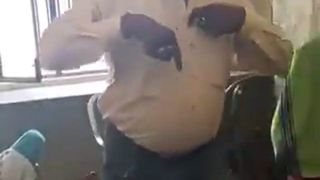 ➡️.....आया..देखो ना आया दिल का लुटेरा बचना जरा-
मिर्जापुर के सरकारी अस्पताल की ओपीडी में अपने अद्भुत नृत्य का प्रदर्शन करके वार्ड बॉय प्रदीप कुमार. इस नृत्य को देखने के लिए कई स्टाफ नर्स भी जुटी थी

हैप्पी दीपावली😊