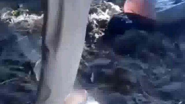 अज्ञात हमलावरों  ने ओमकार नाम के युवक की #कनपटी पर गोली मारकर की #हत्या  शाहजहांपुर थाना कांट के ग्राम सफत्यारा का मामला