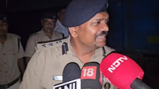 हादसे की जानकारी पुलिस अधिकारी