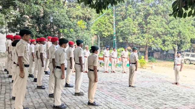 राष्ट्रीय संस्मरण दिवस पर शहीद पुलिस कर्मियों को दी गई श्रद्धांजलि
