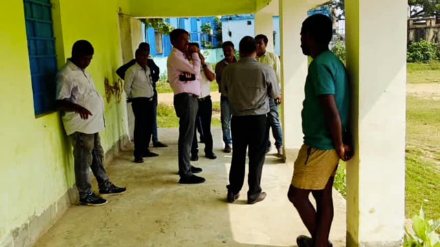 उप विकास आयुक्त ने स्ट्रांग रूम एवं डिस्पैच सेंटर का किया निरीक्षण