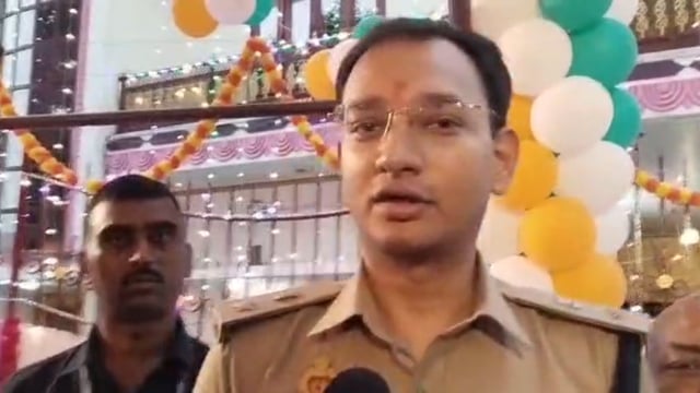 एसपी श्लोक कुमार गोवर्धन उत्सव पर