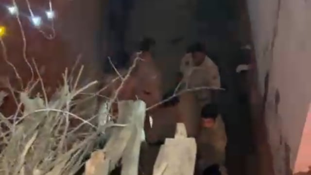 ▶️...ब्रेकिंग न्यूज़ बिजनौर 
महिलाओ से बदसलूकी वीडियो वायरल मामले मे गंज चौकी प्रभारी संजय त्यागी को एसपी अभिषेक झा ने किया लाइन हाजिर,
रोहतास सिंह बने गंज चौकी प्रभारी