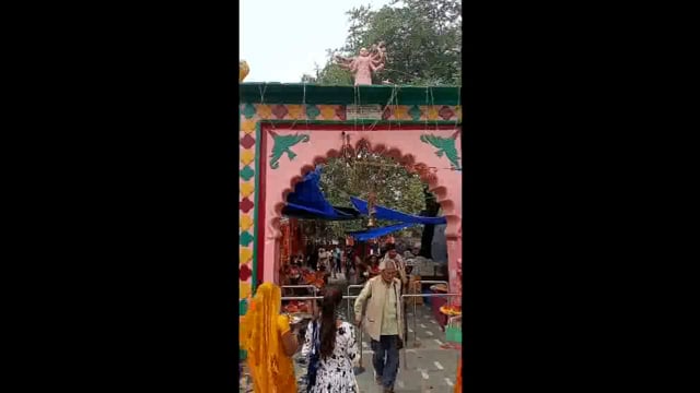 सोमवार के दिन मां चंद्रावल पर श्रद्धालुओं की भारी संख्या में भीड़ देखने को मिली