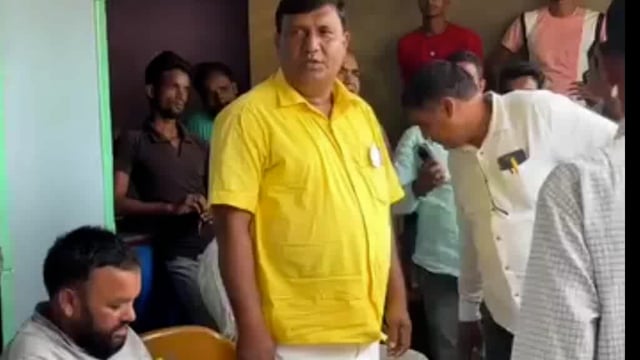 एनडीए शासित राज मे पुलिस कि अत्याचार से परेशान है बेलहर विधान सभा कि जनता, इसलिए परिवर्तन के लिए राजद को वोट वोट करें 