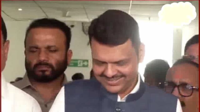 बड़ी खबर !!

*✳️मुझे आदित्य ठाकरे से 'पप्पूगिरी' की उम्मीद नहीं थी..!*

शिवसेना (UBT) नेता आदित्य ठाकरे को लेकर बोले महाराष्ट्र के CM देवेंद्र फडणवीस।