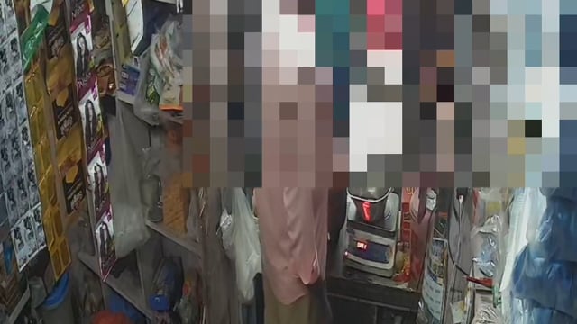 नेग मांगने के नाम पर किन्नरों ने मचाया तांडव,घर में घुसकर मंगलसूत्र अन्य आभूषण छीने,उनके नंगा नाच का वीडियो हो रहा वायरस