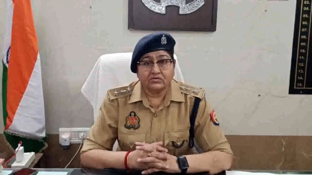 थाना पिलखुवा में दो बच्चियों के अपहरण का मामला जिस पर कार्य करते हुए पुलिस टीम के द्वारा दोनों को बरामद किया गया