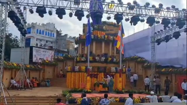 भारत रत्न डॉ बाबासाहेब आंबेडकर यांच्या पुतळ्याची भव्य दिव्य सजावट,काही तासात पार पडणार लोकार्पण सोहळा