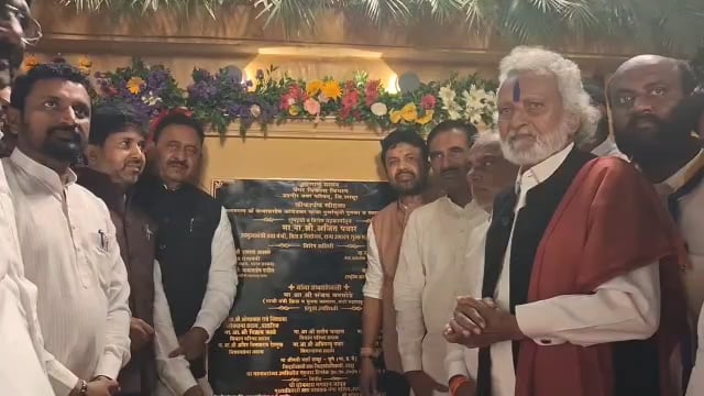 डॉ बाबासाहेब आंबेडकर यांच्या पूर्णकृती पुतळ्याचे मोठ्या थाटात लोकार्पण सोहळा संपन्न