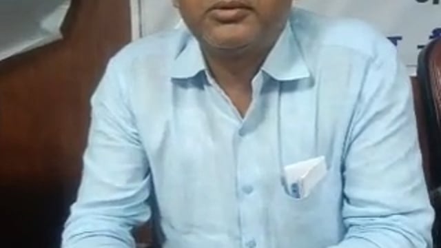 उपजिलाधिकारी कुंडा ने बिहार ब्लॉक सभागार में बीएलओ के साथ की बैठक दिया सख्त निर्देश की सभी लोग घर घर जाकर करें मतगणना,